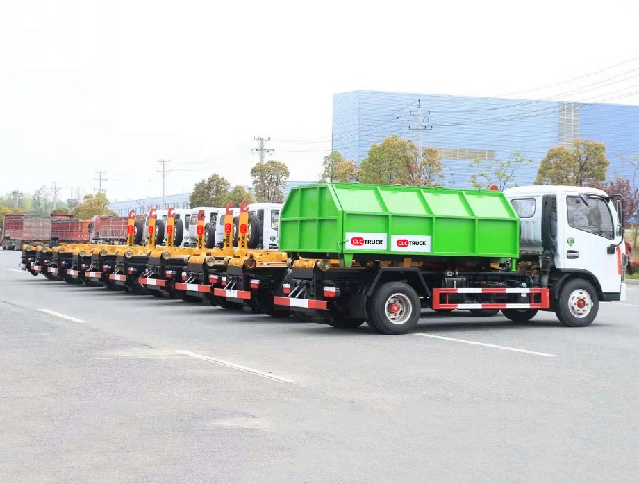 hook lift truck