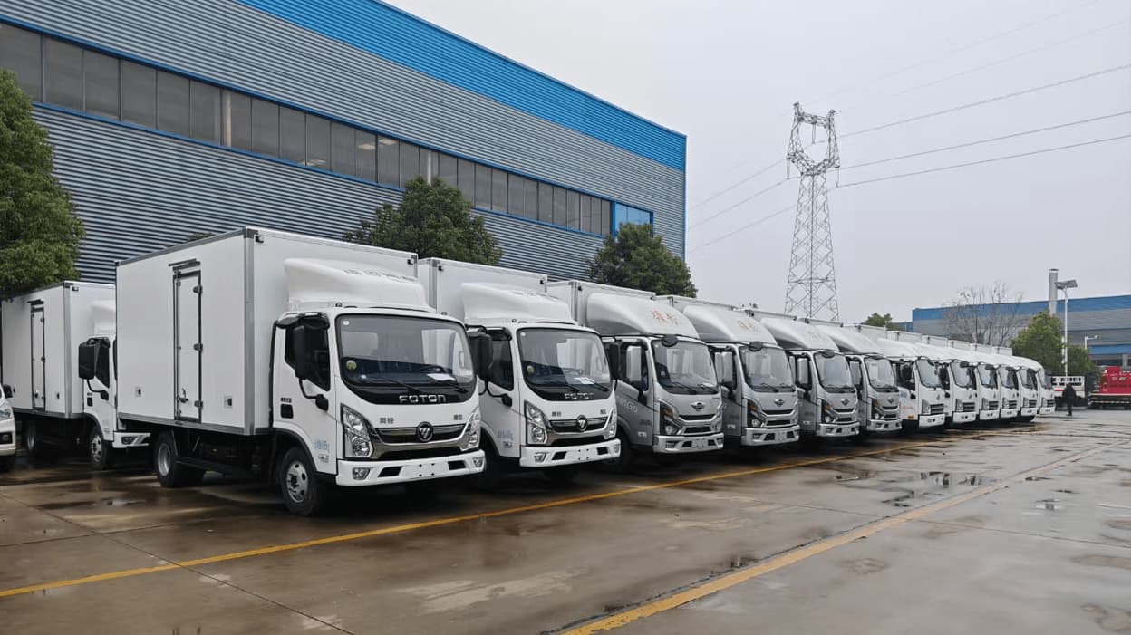 24 units refrigerated truck delivering to Kazakhstan on May 9,2025